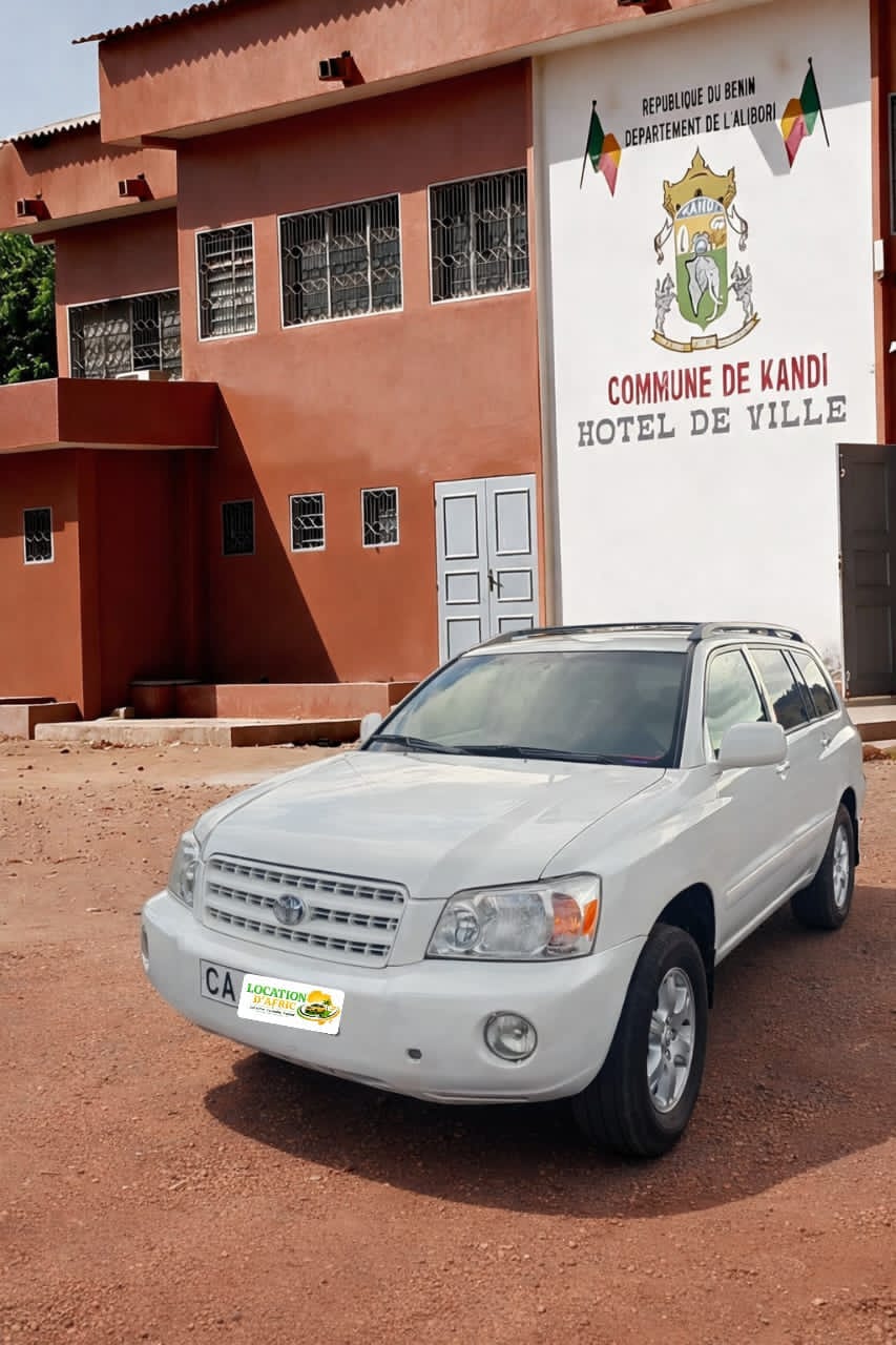 Toyota Highlander Blanc — Kandi